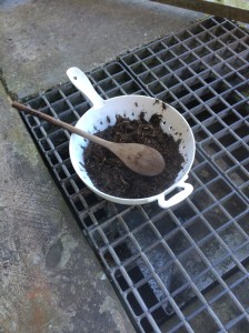 The poop is mixed 1 part poop to 2 parts shredded paper, egg boxes or cardboard